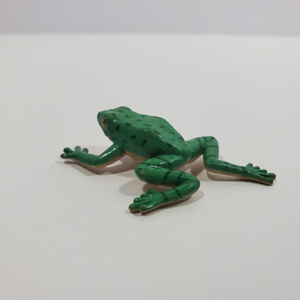 Safari Ltd Frogs And Lily Pad Mini Figures Lot 9 pc Colorful Plastic - Picture 7 of 16